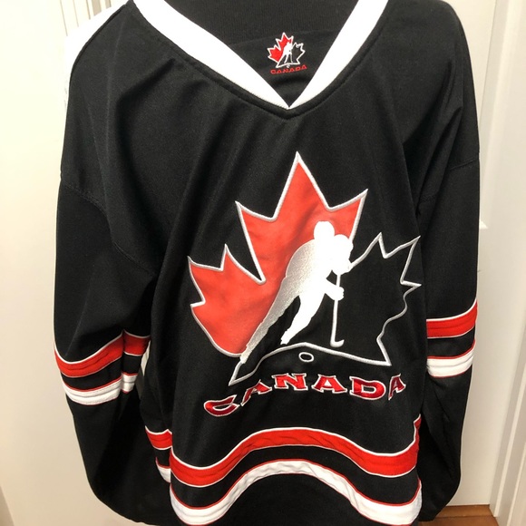 Team Canada Hockey Jersey - Picture 1 of 2